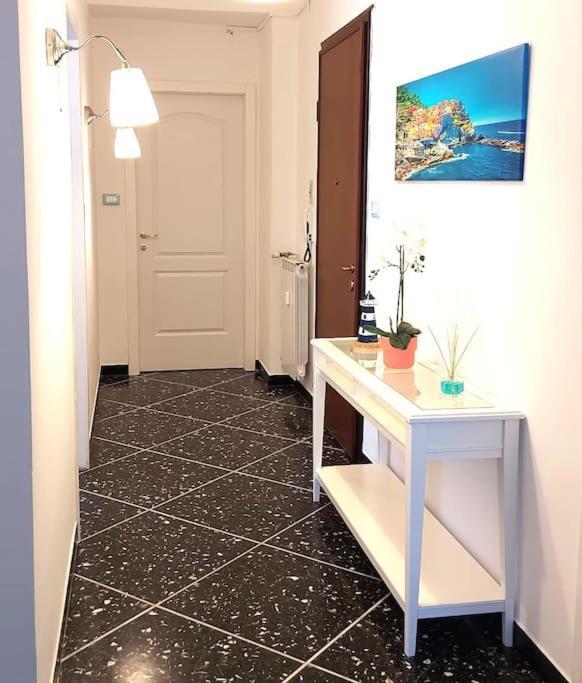 Elegante Appartamento La Spezia Centro 外观 照片