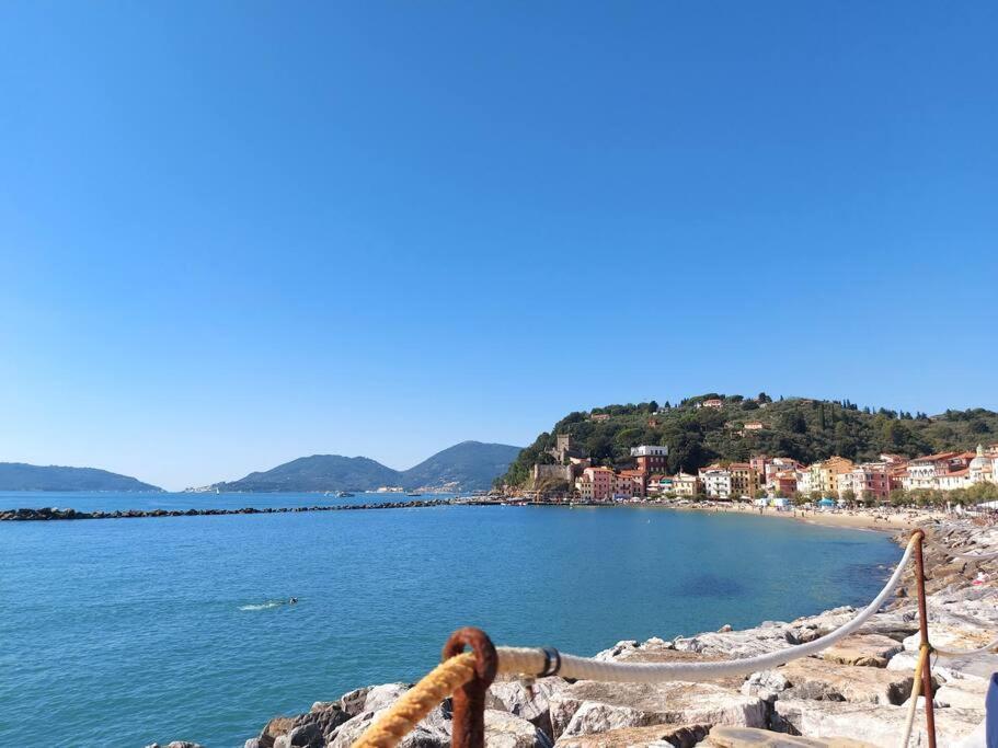 Elegante Appartamento La Spezia Centro 外观 照片